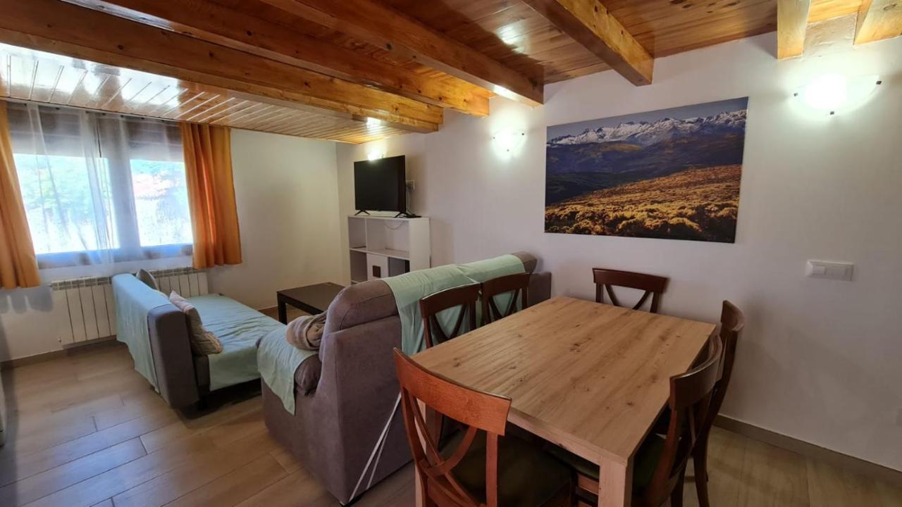 Casa Rural Los 7 Pinos De Gredos Navarredonda de Gredos Eksteriør billede