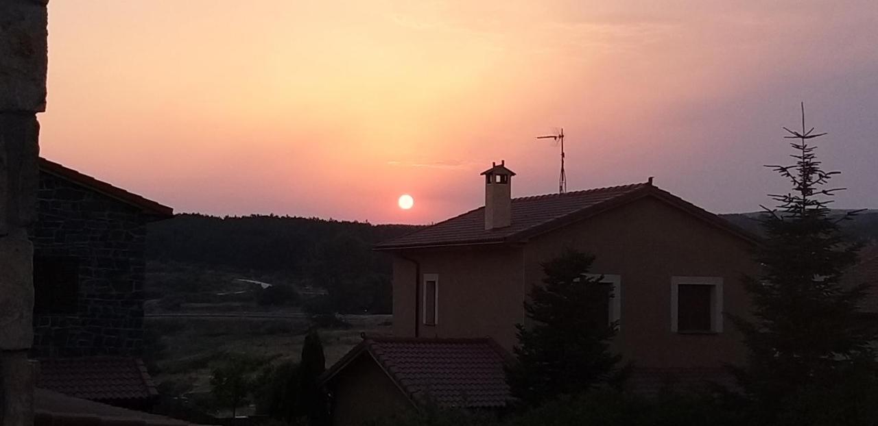 Casa Rural Los 7 Pinos De Gredos Navarredonda de Gredos Eksteriør billede